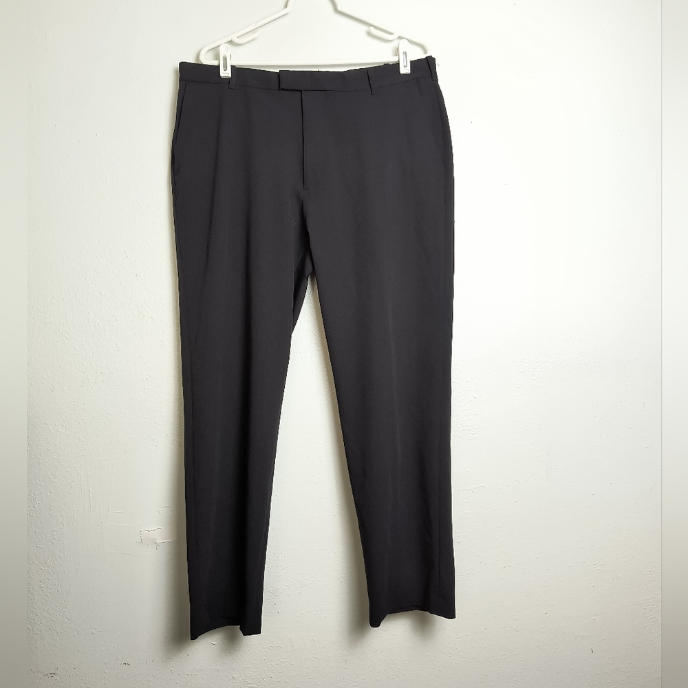 Van Heussen Dress Flat Front Pants 36x30 Black - Picture 1 of 12